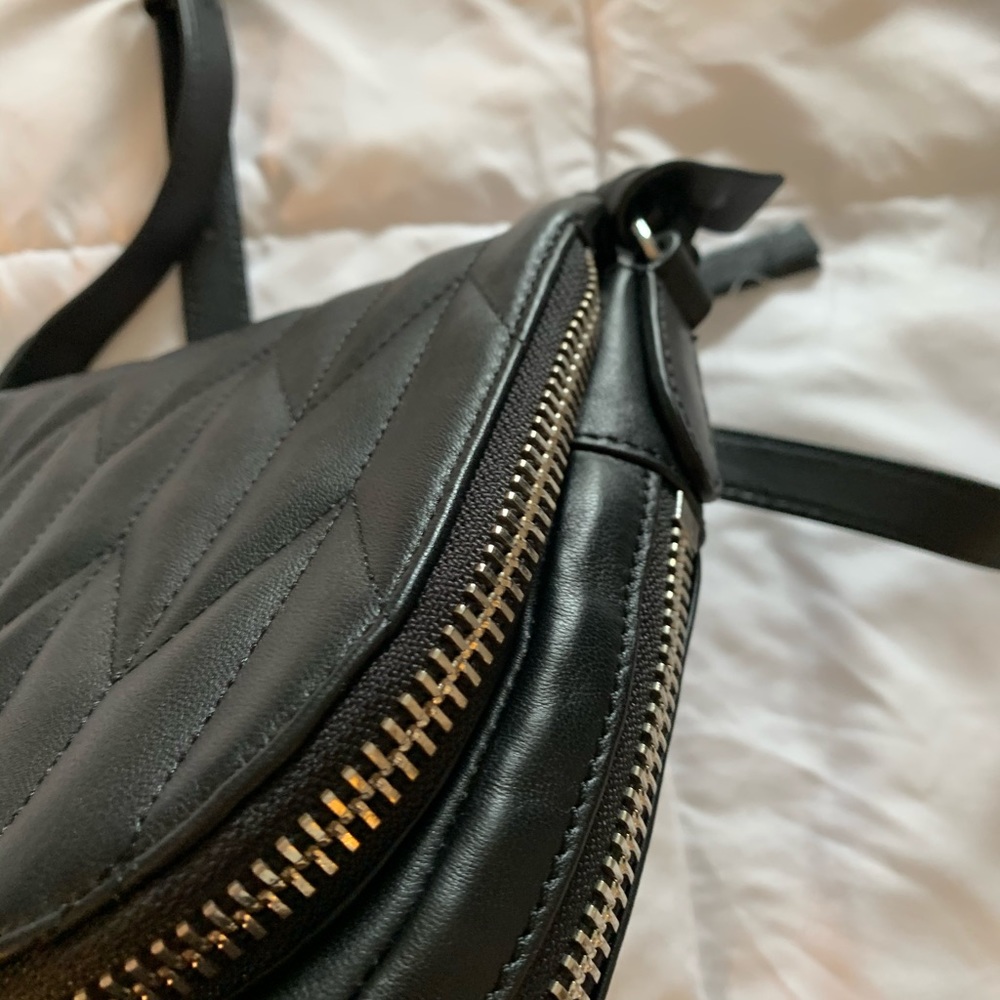 Purse - Picture 3 of 4